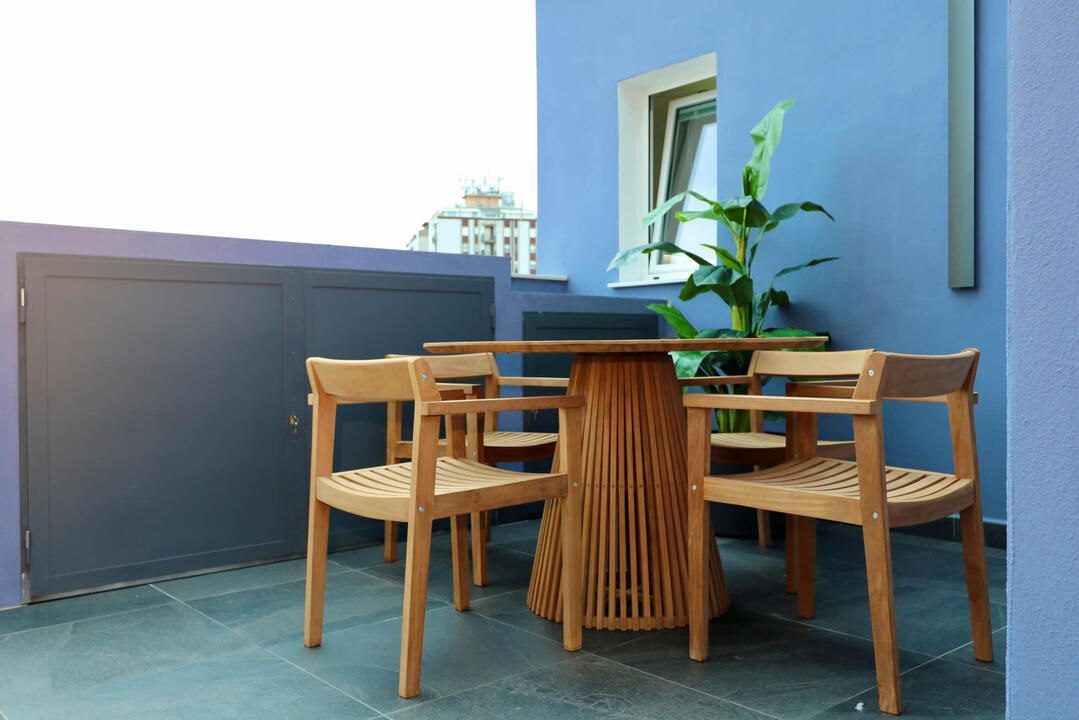 Loads of space on the outdoor terrace with a 4-person dining table and great views.